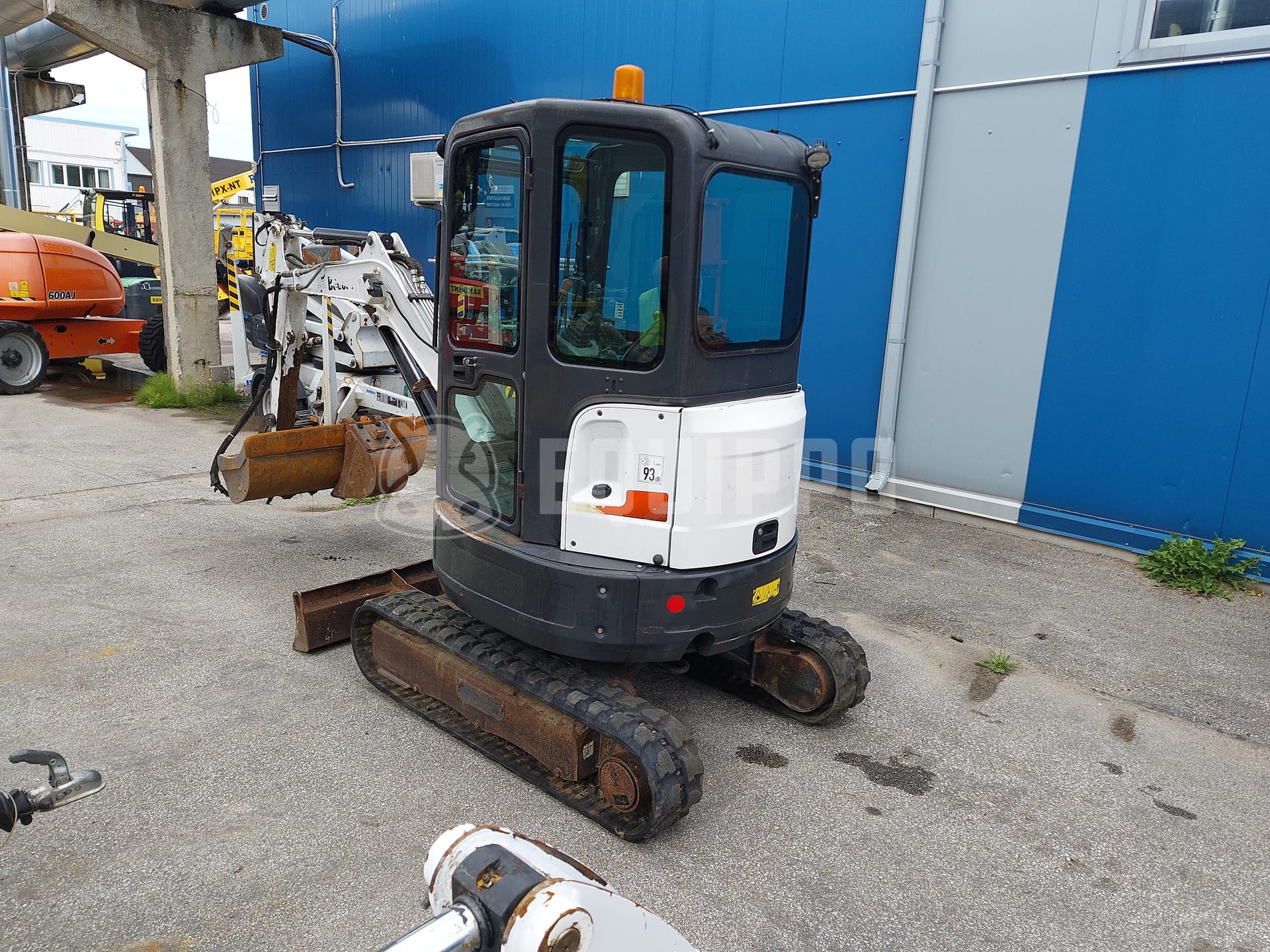 Bobcat E25 - - Mini pelle < 7t d’Occasion