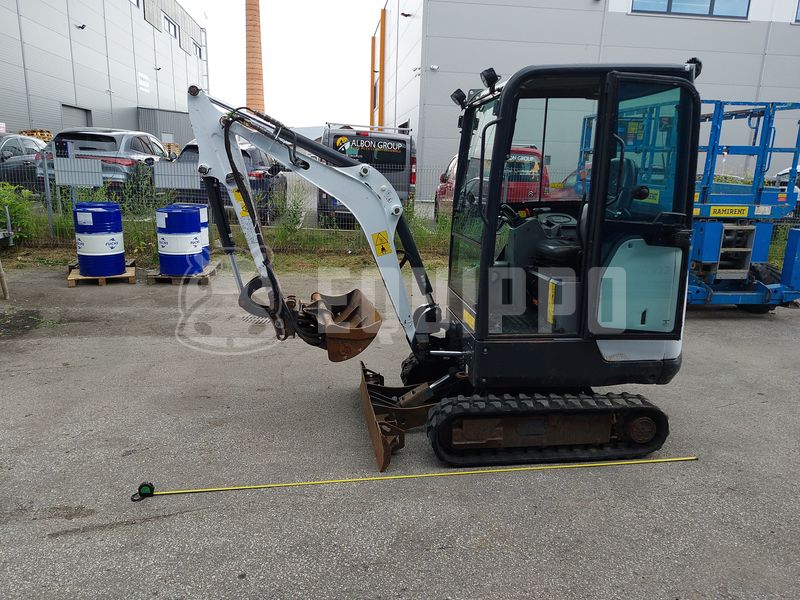 2017 BOBCAT E19-48792161
