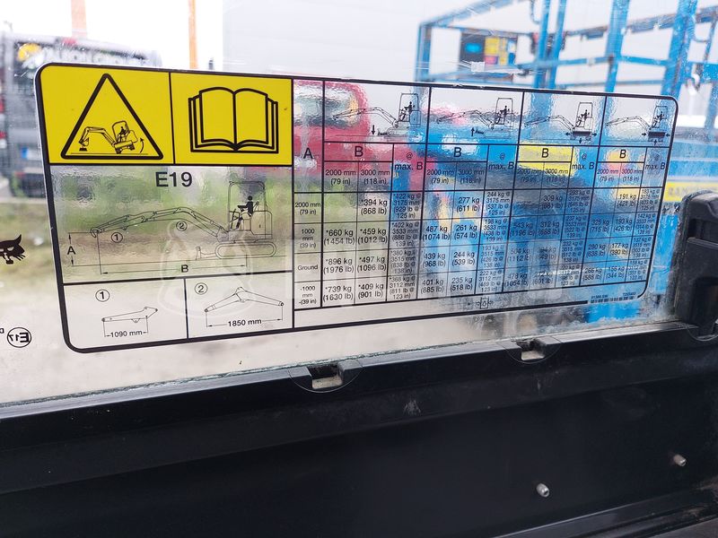 2017 BOBCAT E19-48791897