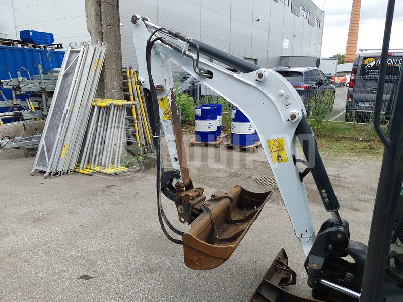 2017 BOBCAT E19-48792053