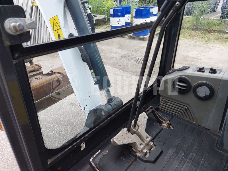 2017 BOBCAT E19-48791939