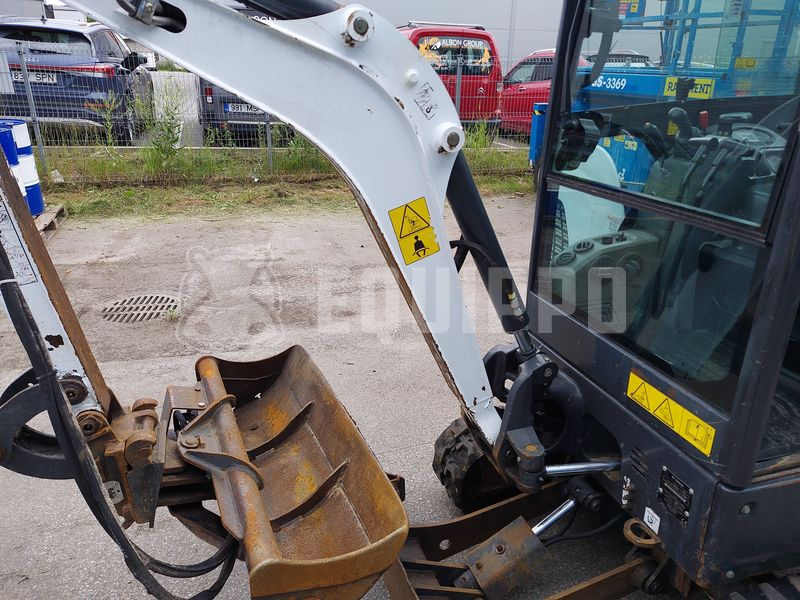 2017 BOBCAT E19-48792100