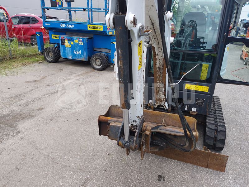 2017 BOBCAT E19-48792108