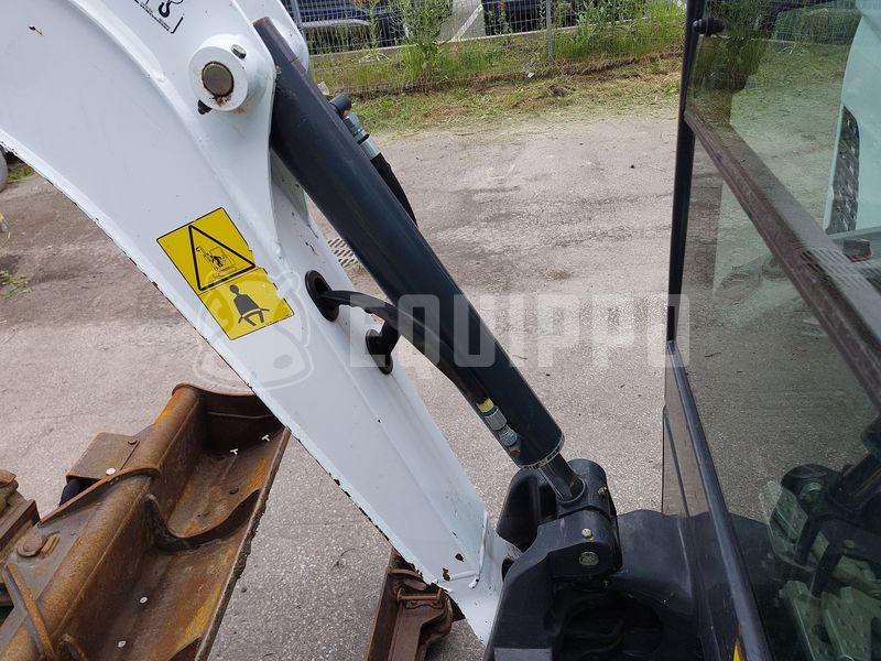 2017 BOBCAT E19-48792114