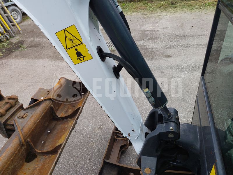 2017 BOBCAT E19-48792116