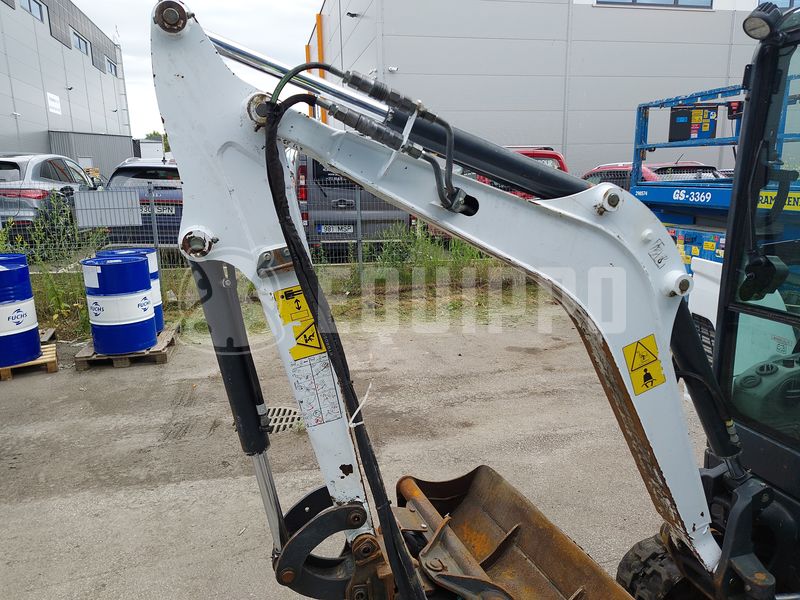 2017 BOBCAT E19-48792118