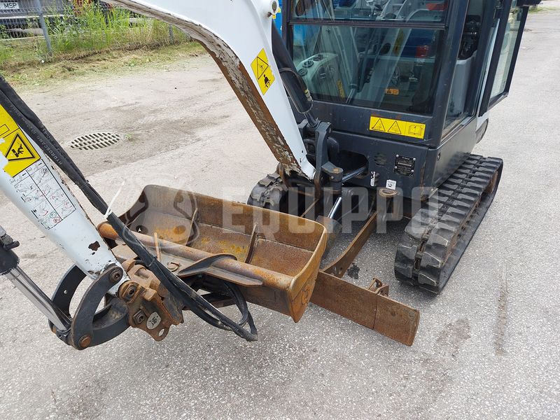 2017 BOBCAT E19-48792126
