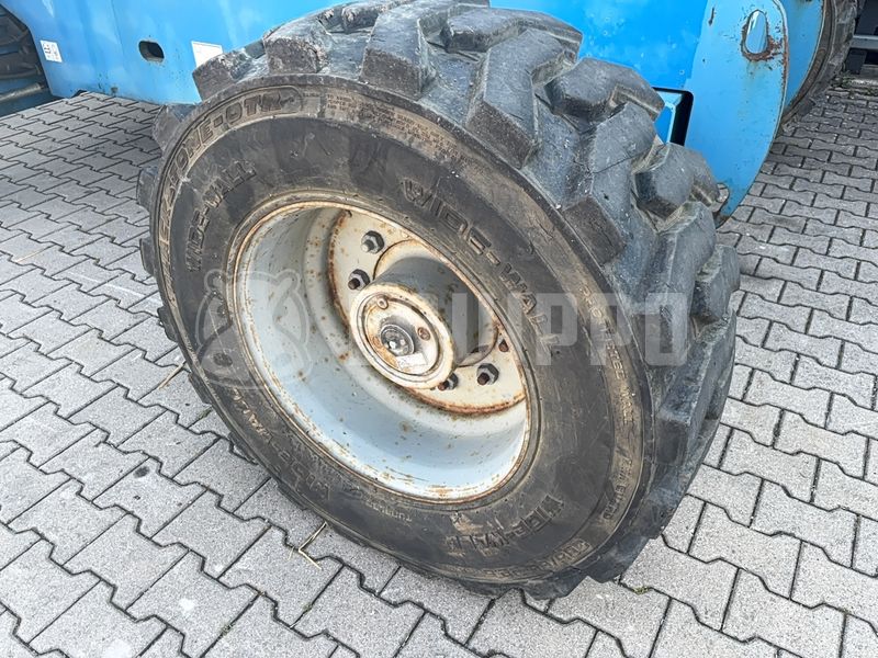 2008 جيني S-85-48809512