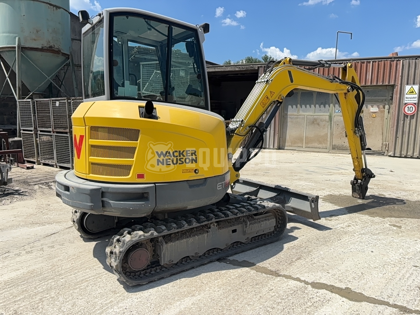 Wacker Neuson ET35 con 3 cazos de excavadora - - Mini Excavadora Usada