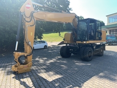 Photo de la Caterpillar M320F