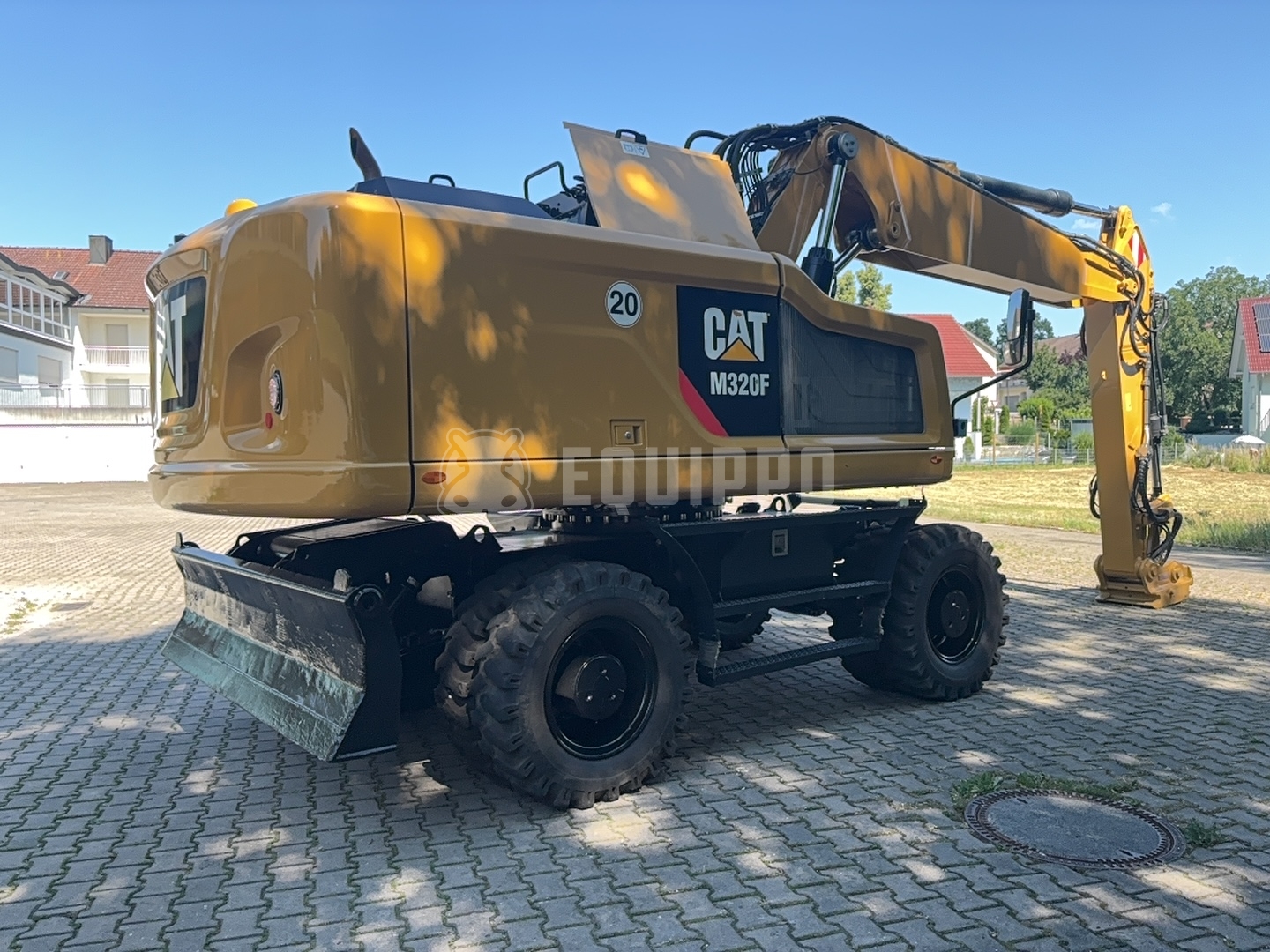 Caterpillar M320F - - Used Wheeled Excavator