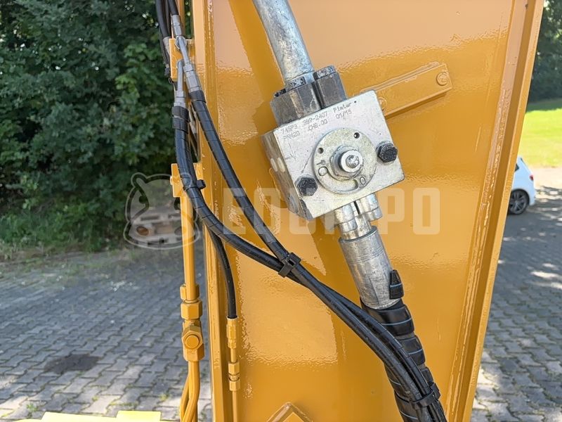 Caterpillar M320F-48374855