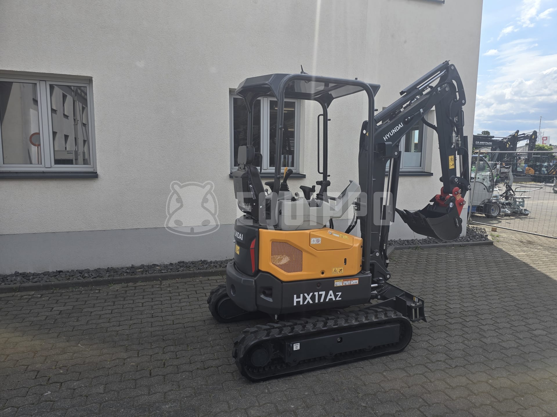 Hyundai HX17AZ  - - Gebruikte Mini graafmachine < 7t