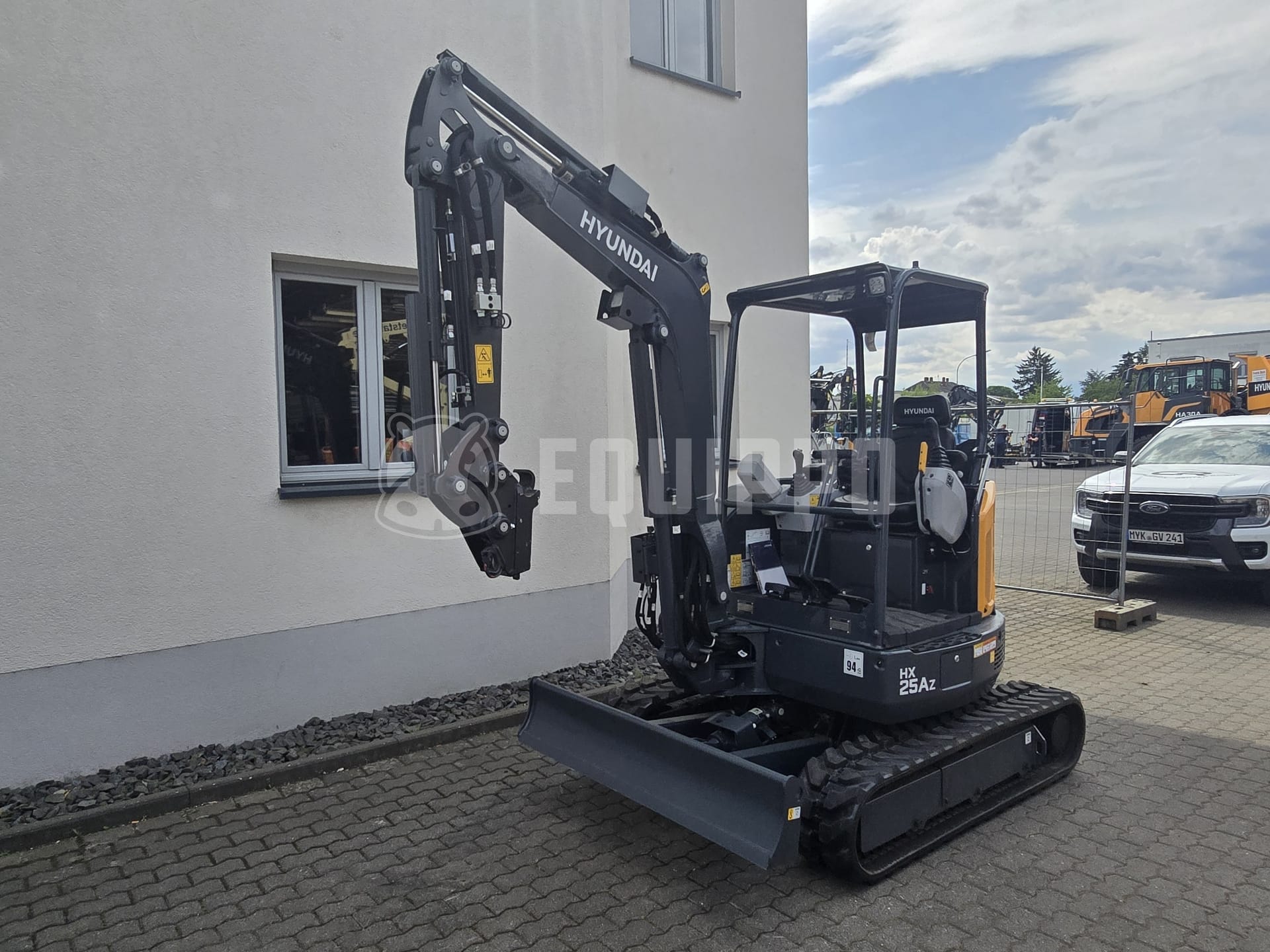 Hyundai HX25AZ  - - Used Mini Excavator  < 7t