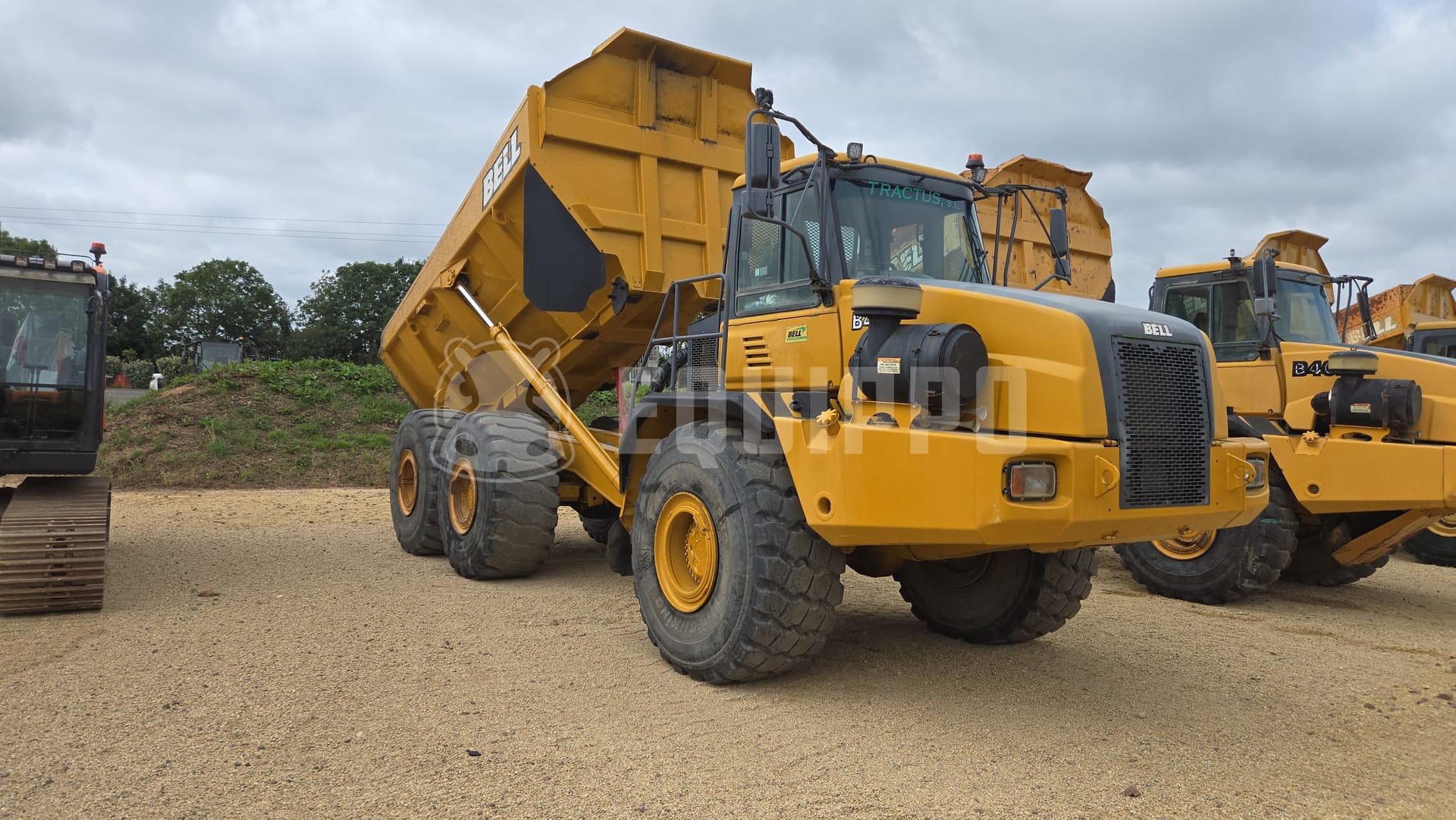 Bell B40D  - - Used Articulated Dump Truck