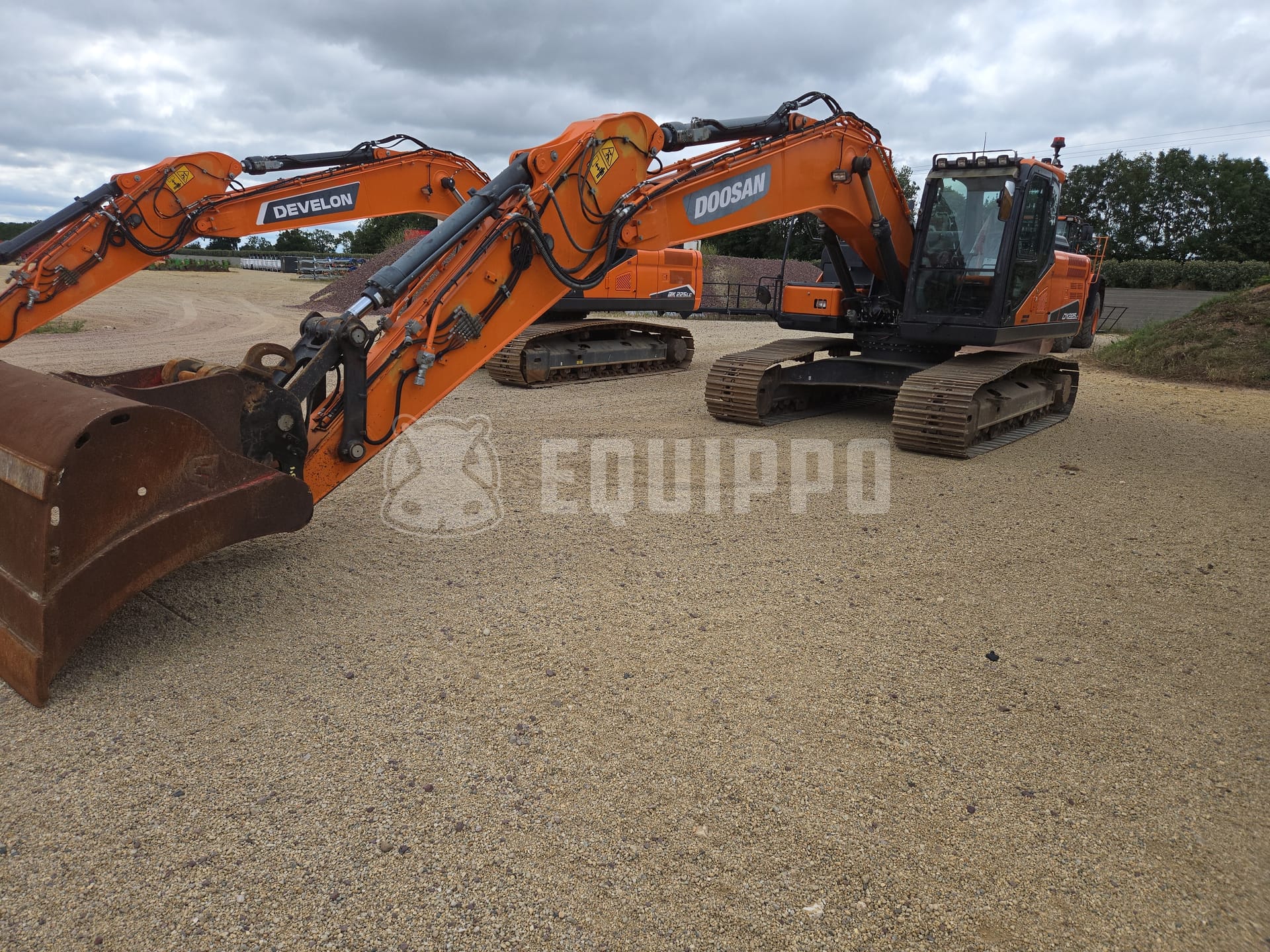 Doosan DX225LC-5 - - Gebruikte Rupsgraafmachine