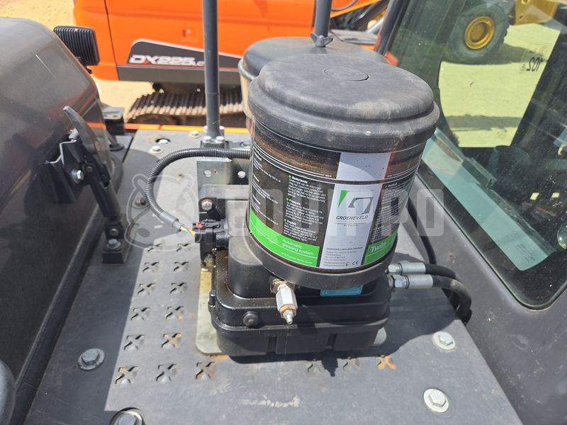 2023 Doosan DX225LC-5-48789039