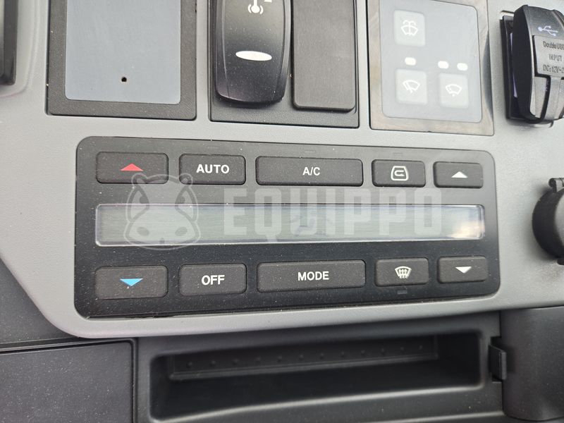 2023 Doosan DX225LC-5-48788975