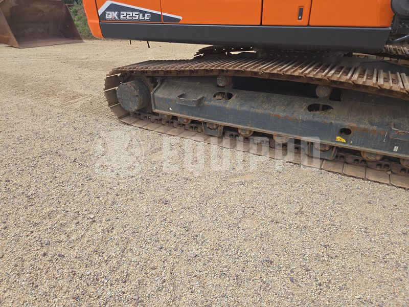 2023 Doosan DX225LC-5-48789012