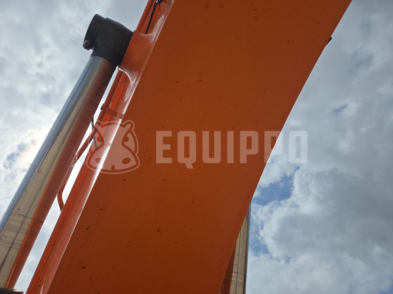 2023 Doosan DX225LC-5-48789058