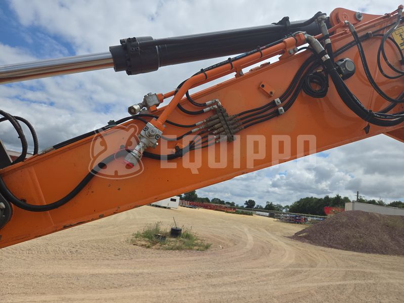 2023 Doosan DX225LC-5-48789030