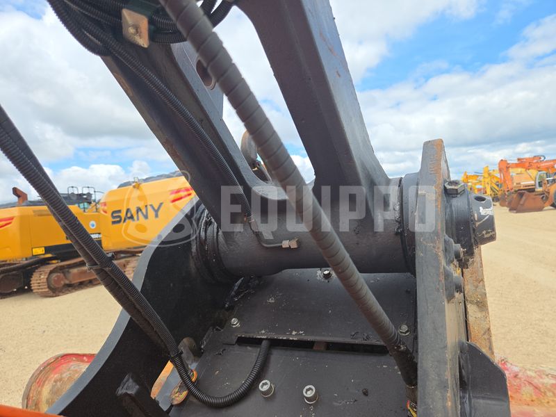 2023 Doosan DX225LC-5-48789073