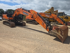 Doosan DX225LC-5 - Right Front - Excavadora de cadenas Usada