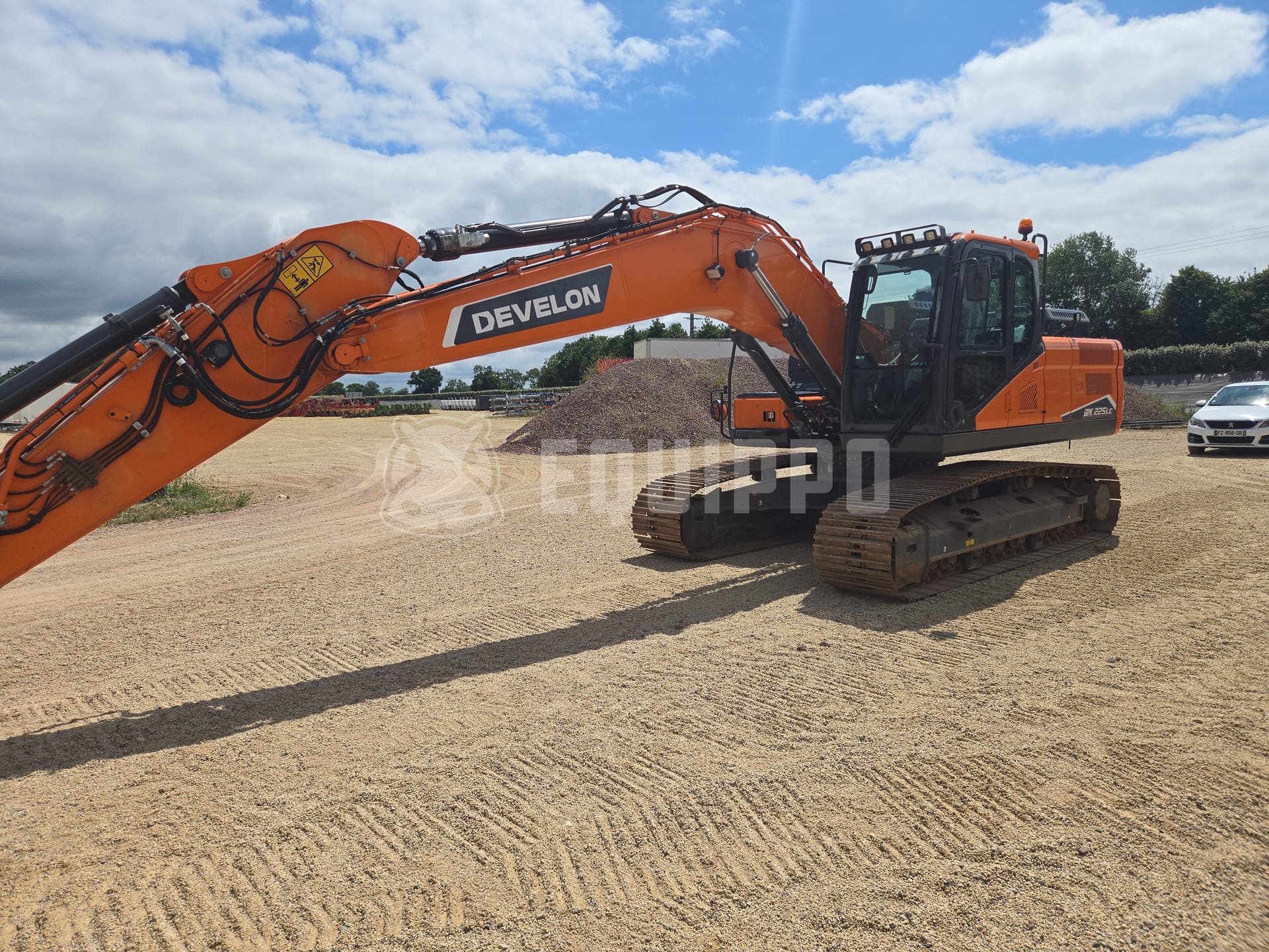 Doosan DX225LC-5  - - Gebruikte Rupsgraafmachine