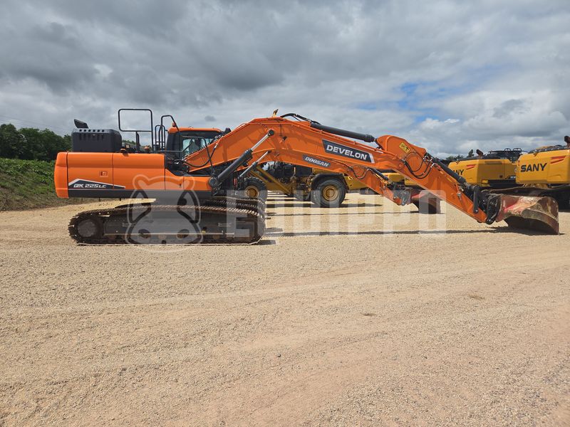 2023 Doosan DX225LC-5-48788948