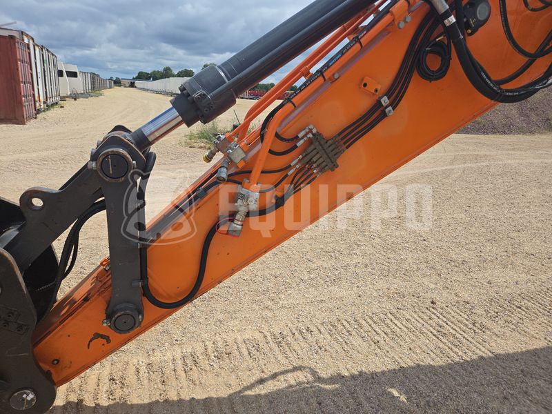 2023 Doosan DX225LC-5-48789041