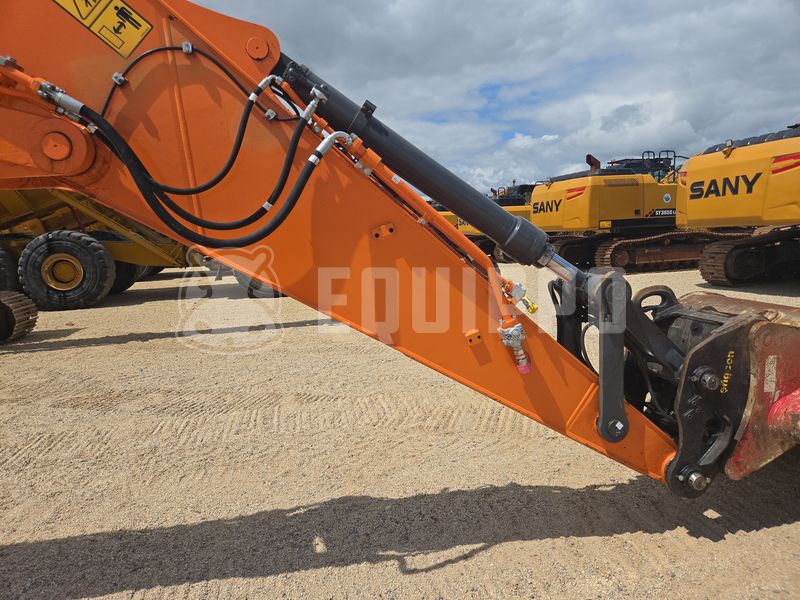 2023 Doosan DX225LC-5-48789043