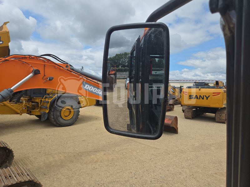 2023 Doosan DX225LC-5-48788984