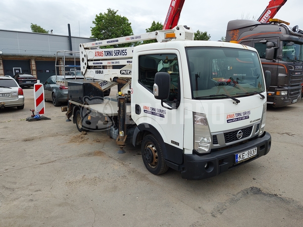 Foto van de Isoli PNT205NH op NISSAN CABSTAR NT400