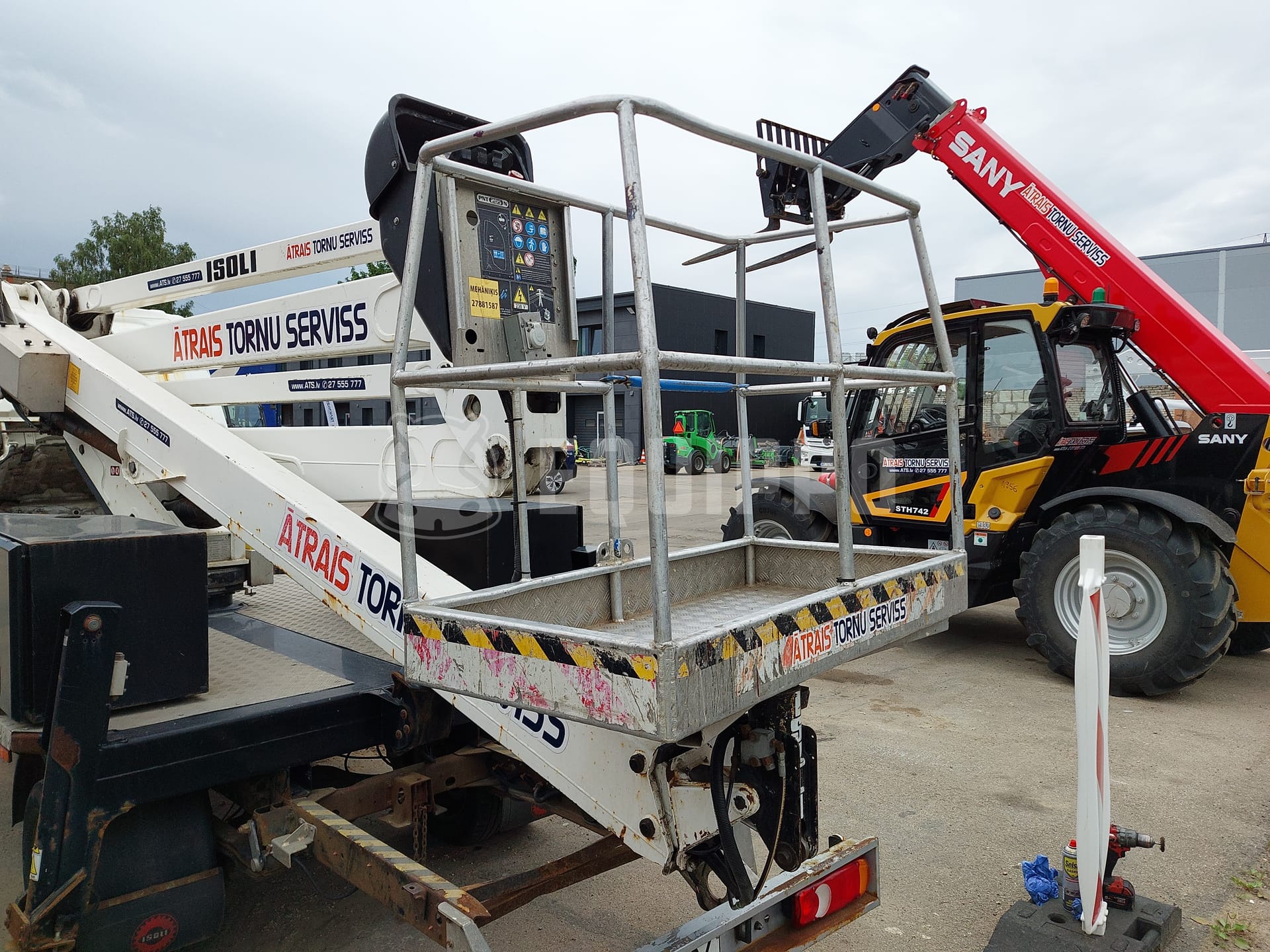 Isoli PNT205NH on NISSAN CABSTAR NT400 - - Used Truck-Mounted Boom Lift