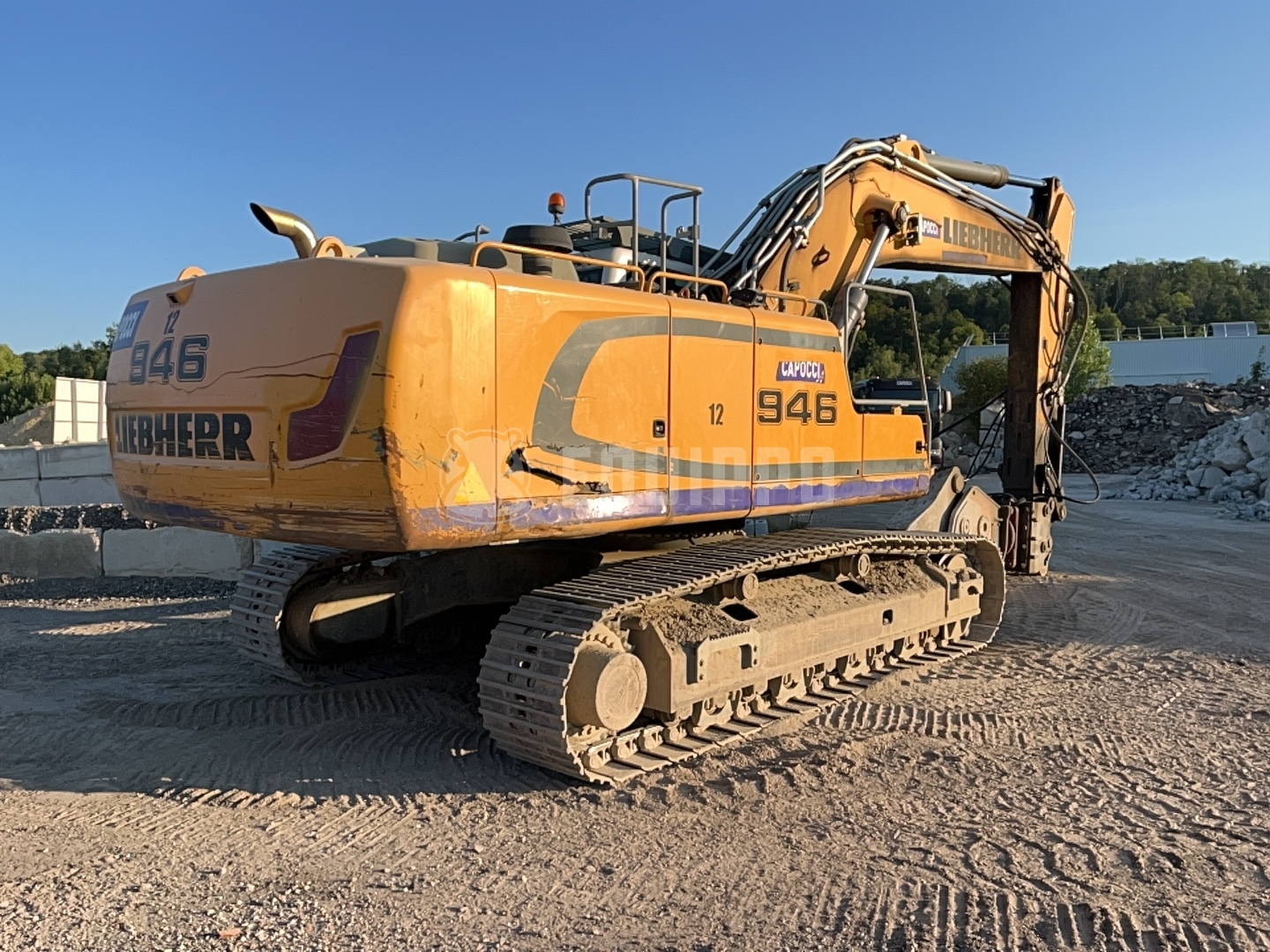 Liebherr R946 LC - - Gebruikte Rupsgraafmachine