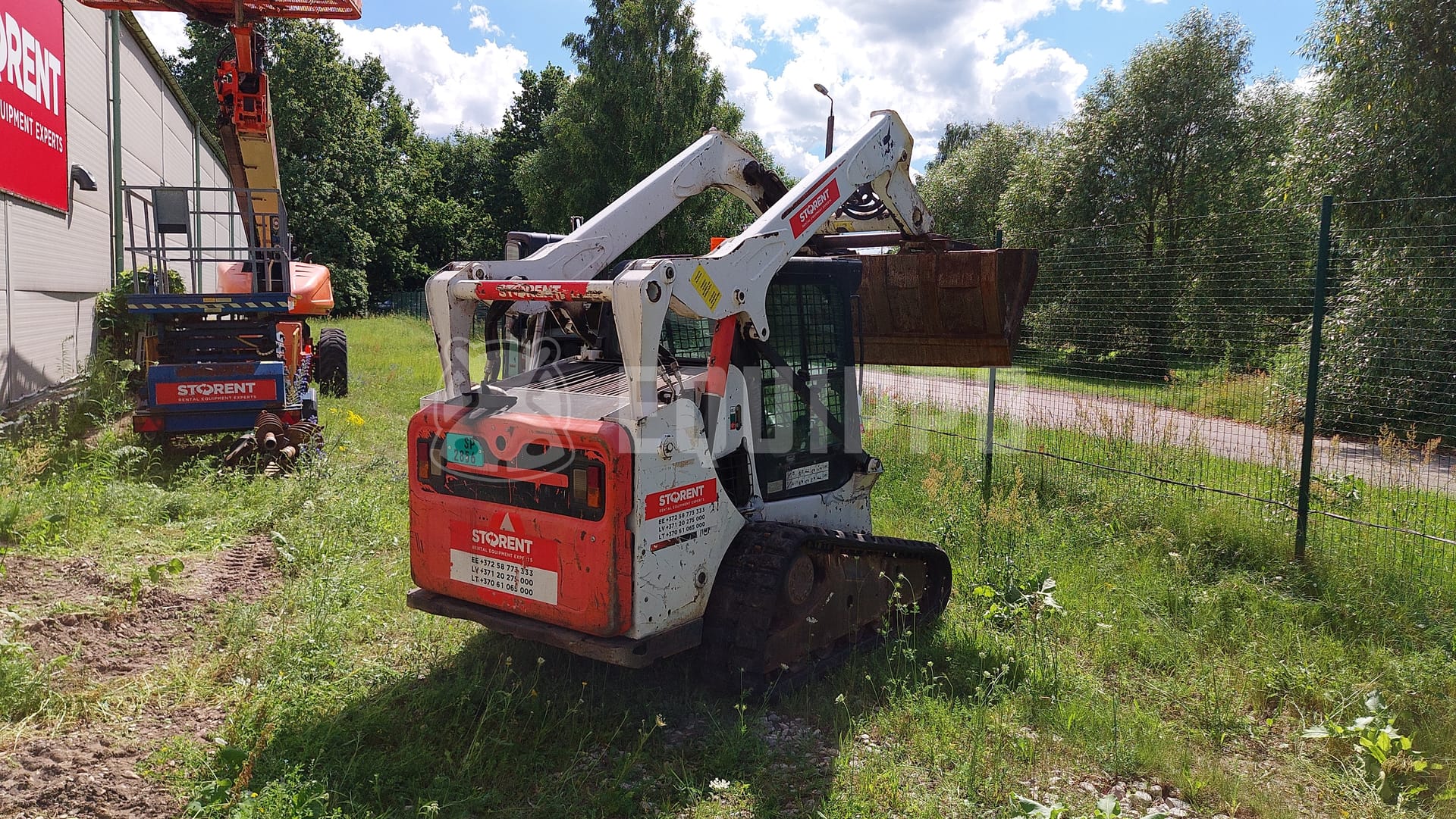 Bobcat T590 - - Used Tracked Loader