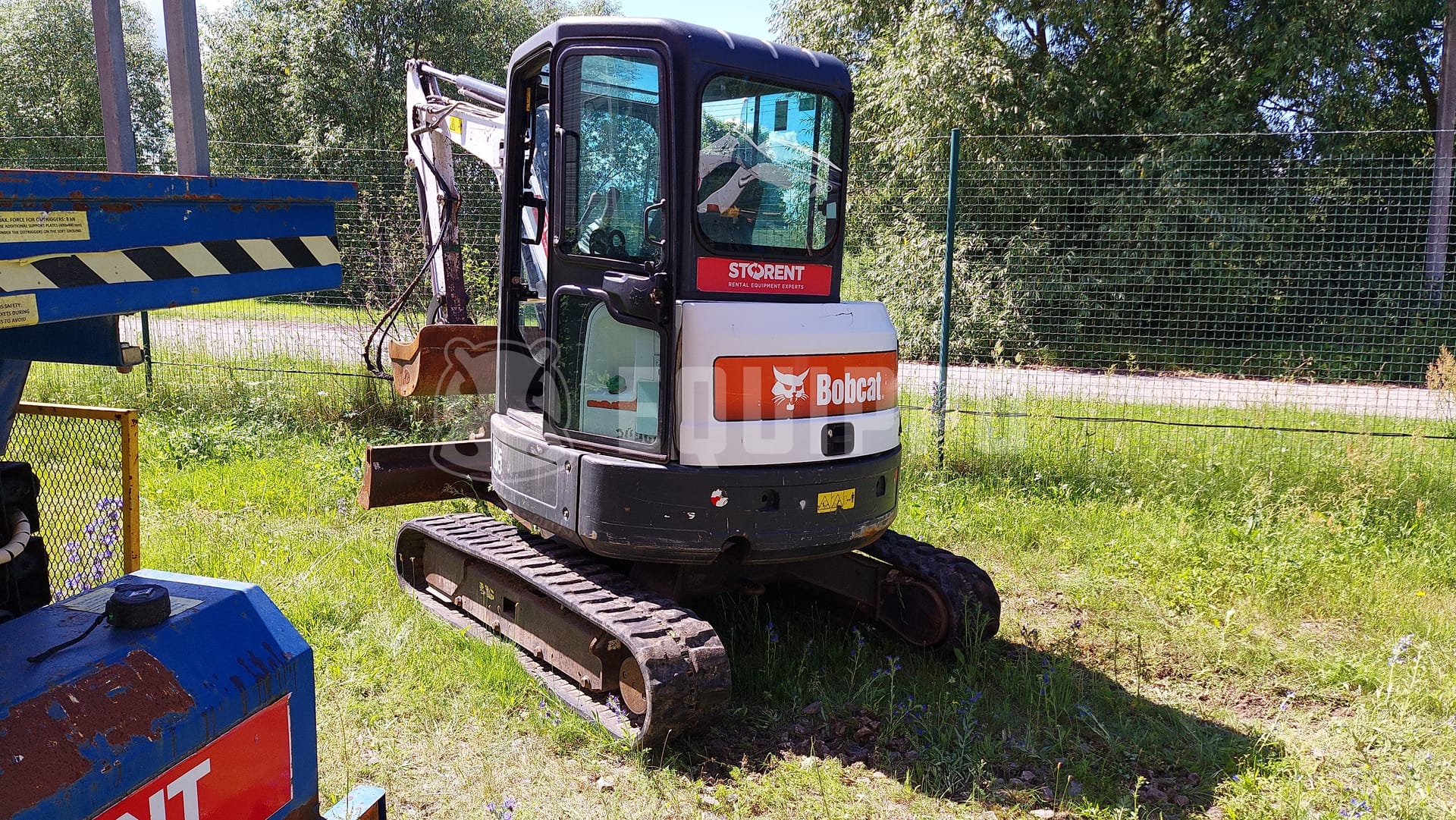 Bobcat E35 - - Used Mini Excavator < 7t