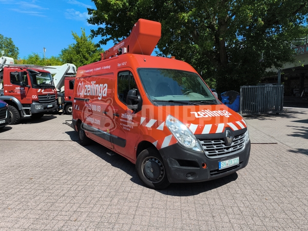 Picture of the Renault Master France Elevateur 142TPFi