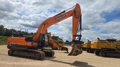 Doosan DX225LC-5 - Right Front - Excavadora de cadenas Usada