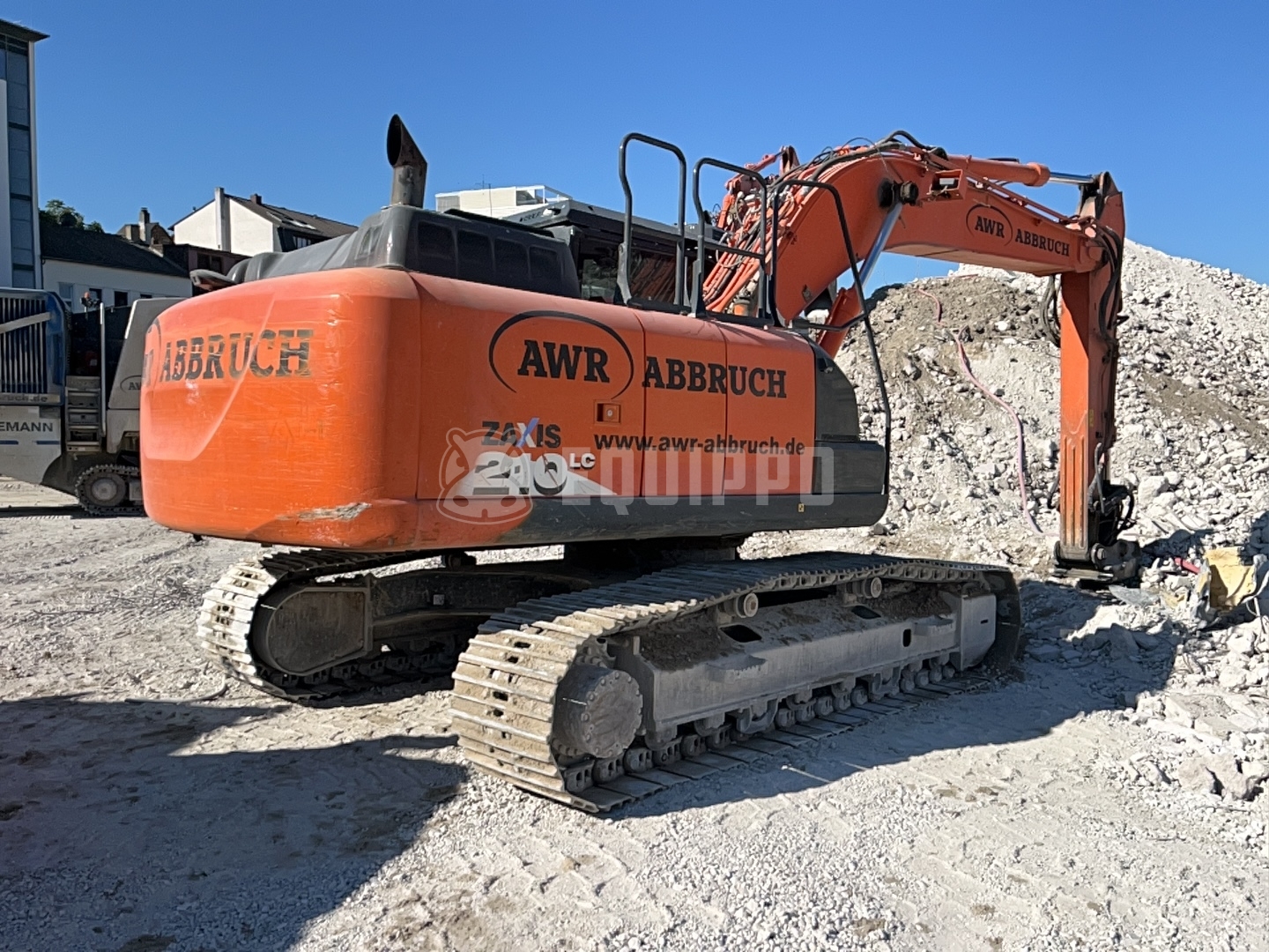 Hitachi ZX210LC-6 - - Used Tracked Excavator