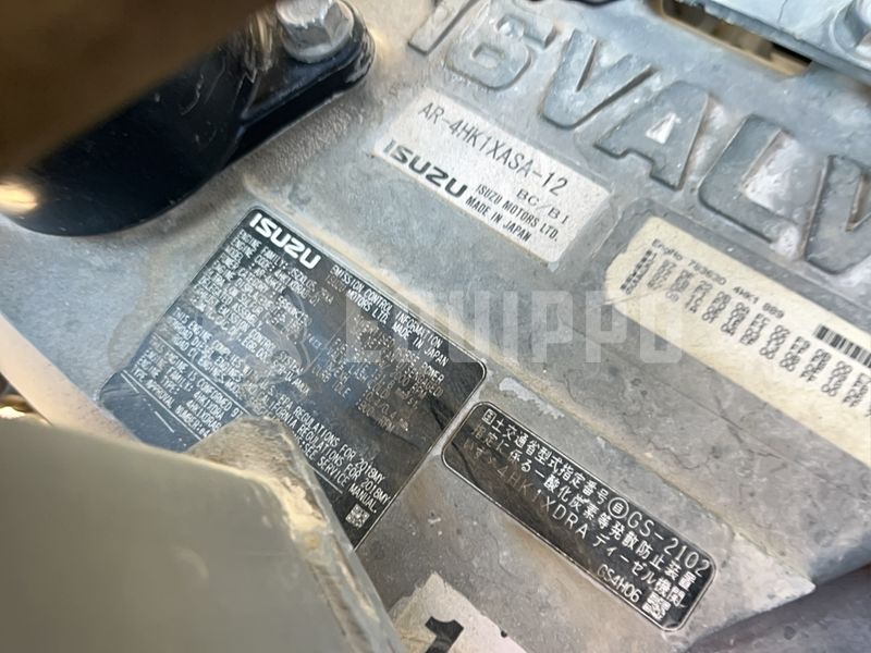 2019 هيتاشى ZX210LC-6-49009645