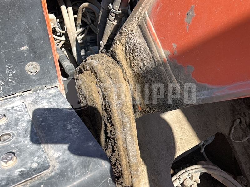 2019 هيتاشى ZX210LC-6-49009674