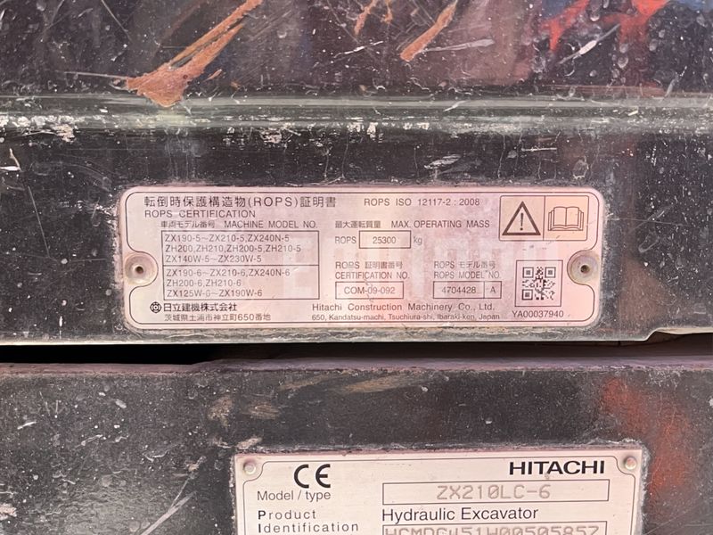 2019 هيتاشى ZX210LC-6-49009634