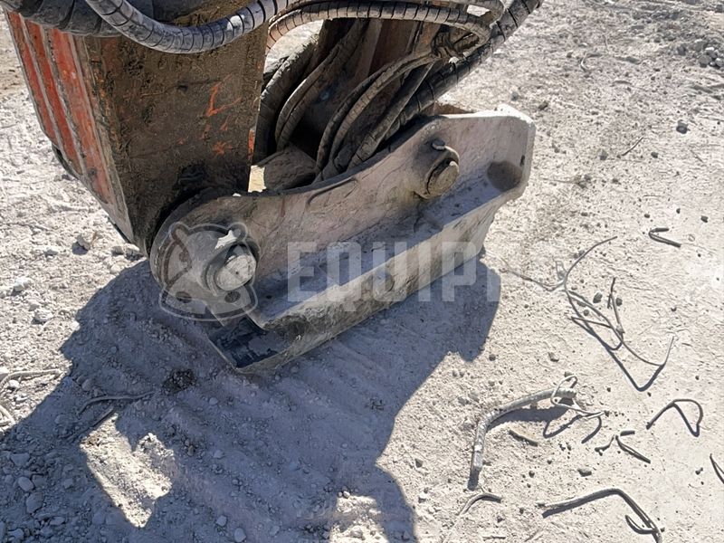 2019 هيتاشى ZX210LC-6-49009734