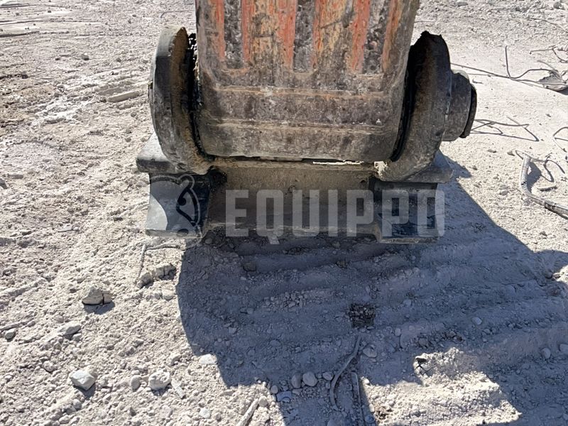 2019 هيتاشى ZX210LC-6-49009735