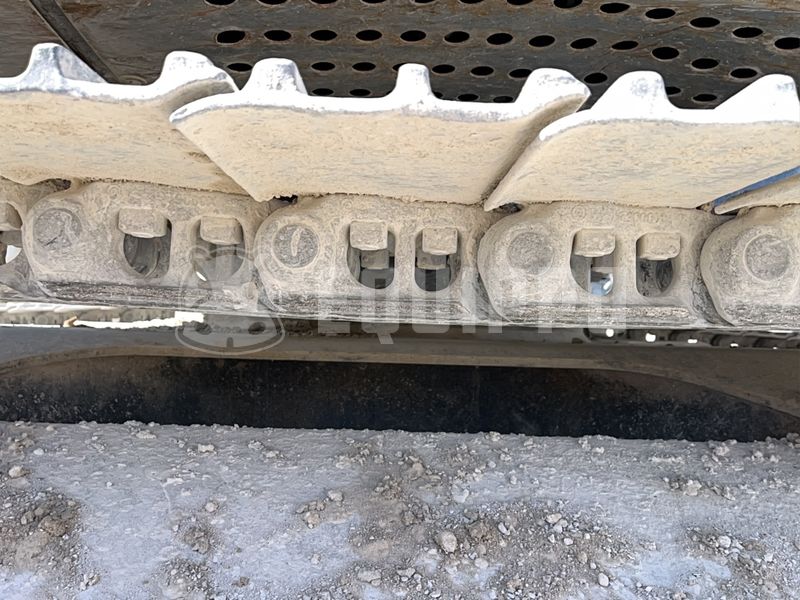 2019 هيتاشى ZX210LC-6-49009755