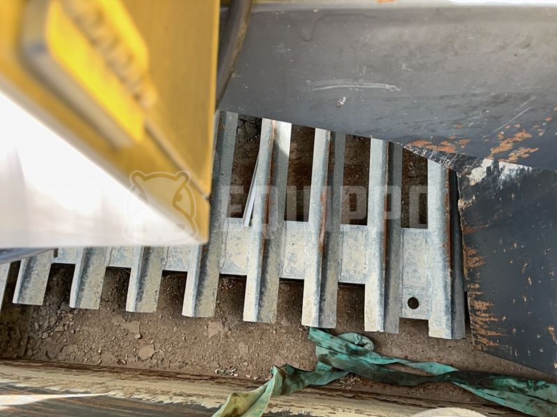 Wheel Cleaner WEXC-13 - - Used Small Equipment