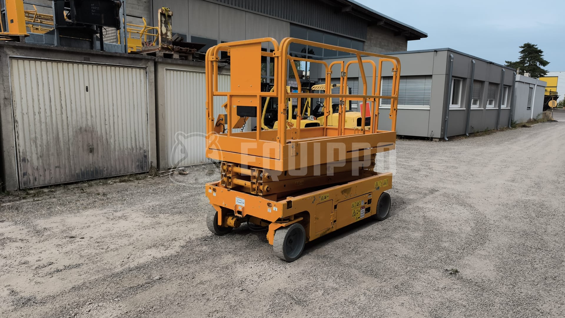 Genie GS-2046 - - Used Scissor Lift