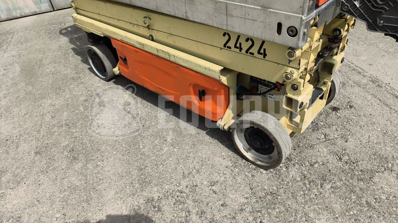 2010 JLG 1930 ES-49042582