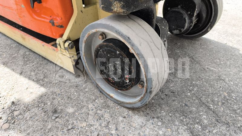 2010 JLG 1930 ES-49042605
